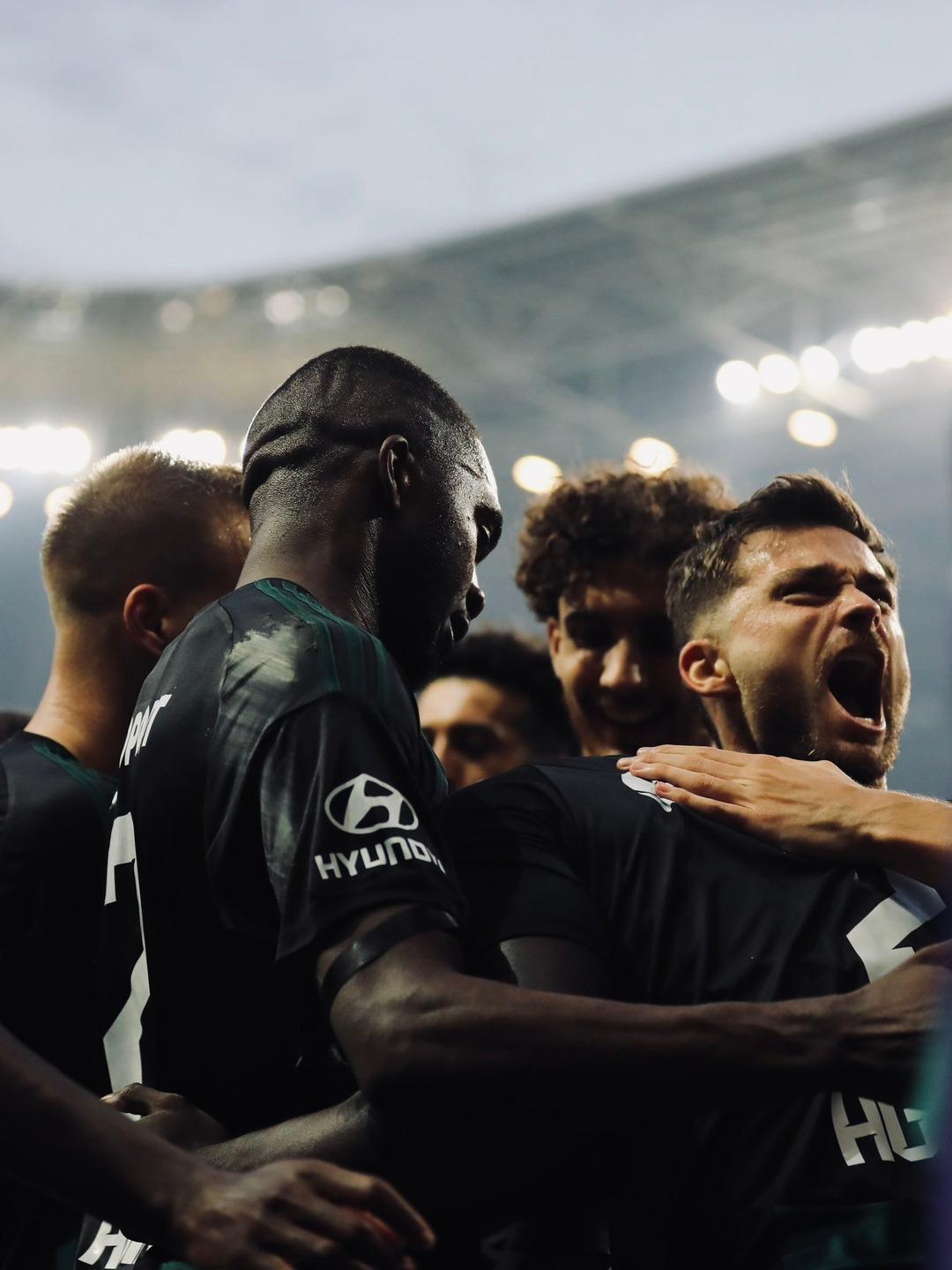 Galatasaray Kocaelispor a kaybetti! Zorlu deplasmanda kaybedilen 3 puan ilkleri beraberinde getirdi... 2