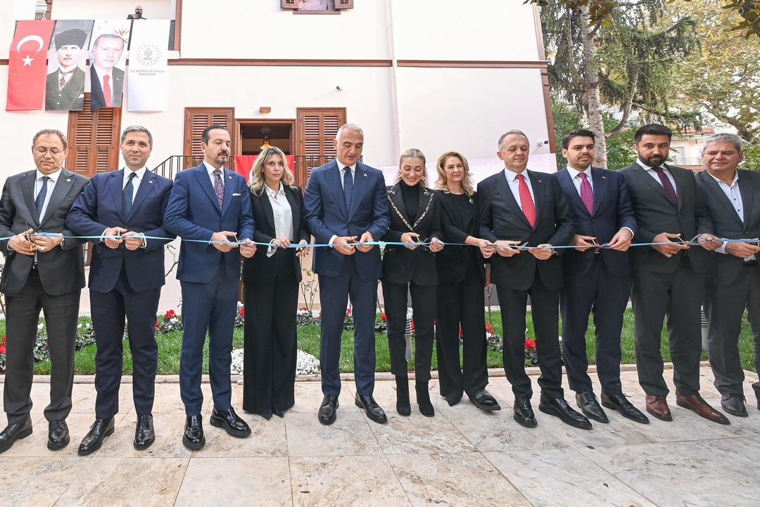 Atatürk ün Selanik teki evi yeniden ziyarete açıldı: Tarihi ev aslına uygun şekilde restore edildi 5