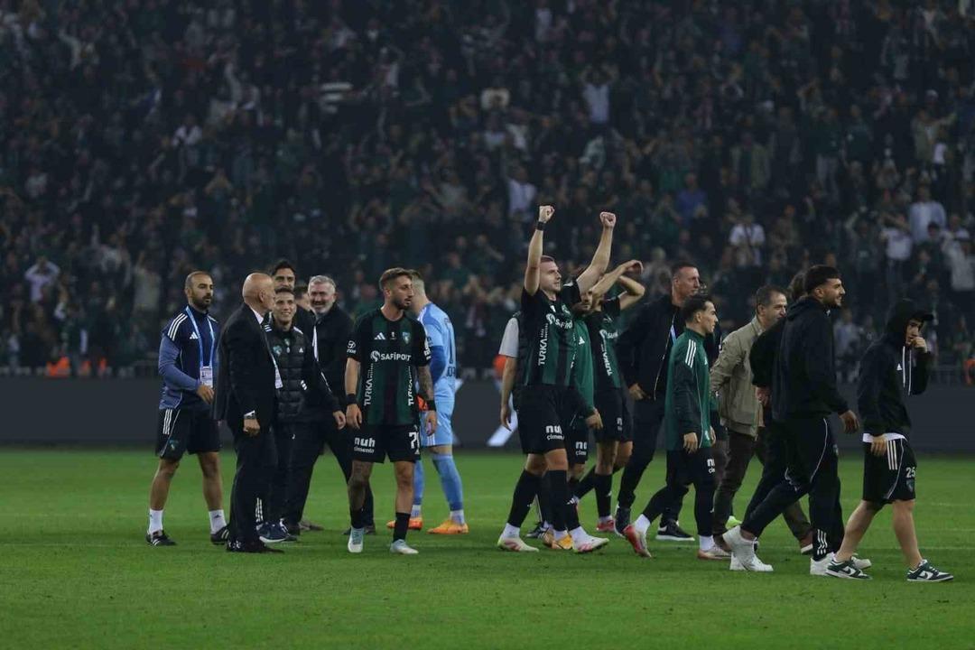 Galatasaray Kocaelispor a kaybetti! Zorlu deplasmanda kaybedilen 3 puan ilkleri beraberinde getirdi... 4