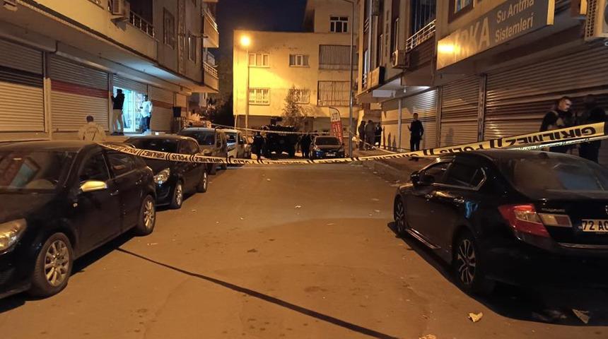 Batman'da alacak verecek kavgası! &Ouml;l&uuml; ve yaralılar var