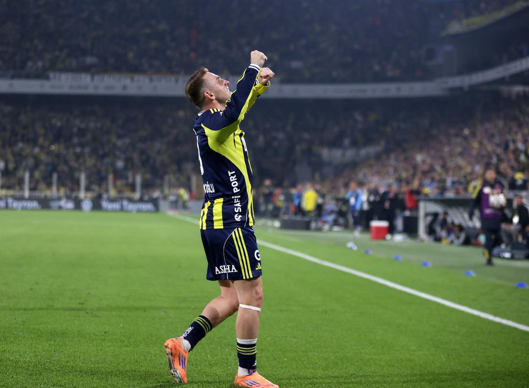 Kerem Akt&uuml;rkoğlu Kayserispor u da boş ge&ccedil;medi! Yıldız isim Galatasaray ın puan kaybıyla ilgili de konuştu 3