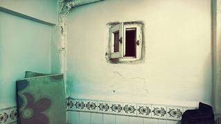 Hamileliğini ailesinden gizledi! Yenidoğan bebeğini poşete koyup aşağı attı