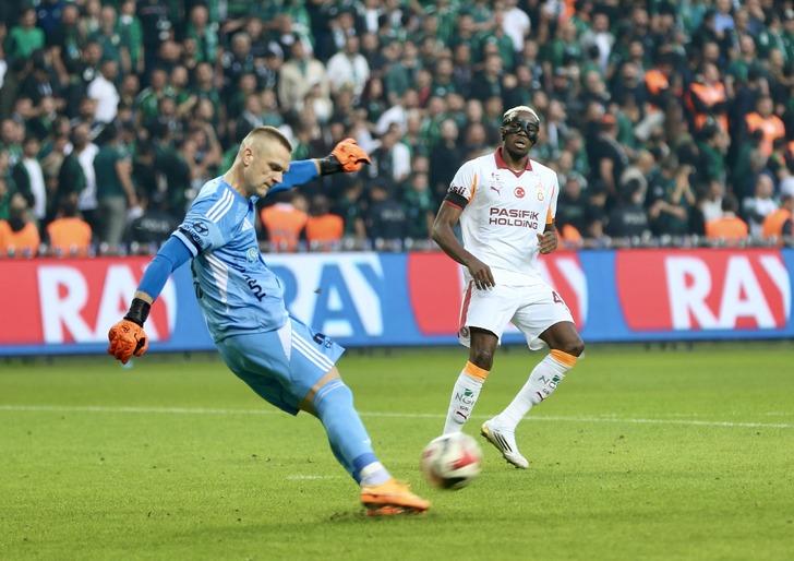 Nihat Kahveci'den Okan Buruk'a sert eleştiri! Maçı kaybettiren 'hata'yı böyle açıkladı G4