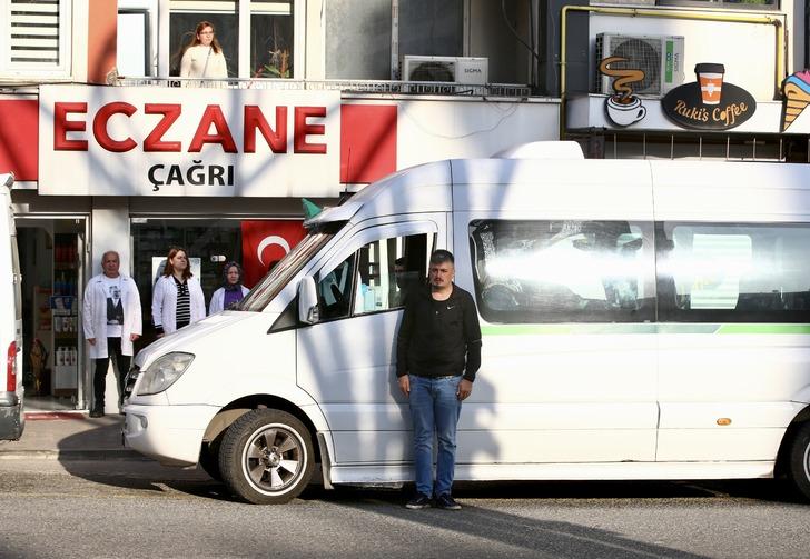 10 Kasım saat 09.05'te yine hayat durdu! Siren sesleri korna seslerine karıştı G3