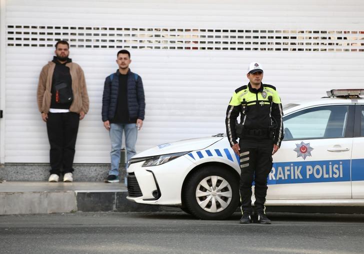 10 Kasım saat 09.05'te yine hayat durdu! Siren sesleri korna seslerine karıştı G5