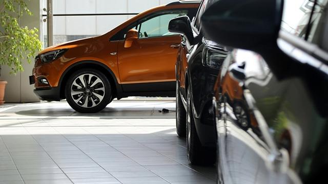 Kasım ayında otomobil kampanyaları hızlandı! Markalar faizsiz kredi ve indirim için yarışa girdi