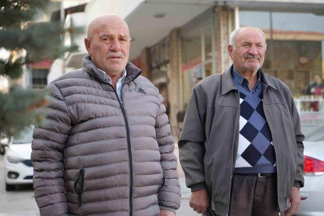 Bayburt’ta 10 Kasım Atatürk’ü Anma Günü çelenk sunumuyla başladı 3