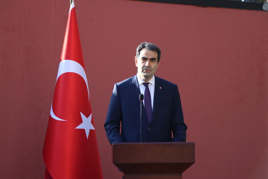 Dünyanın dört bir yanında hayat aynı dakikada durdu: Büyük Önder Atatürk, Azerbaycan dan Çin e birçok ülkede anıldı 5