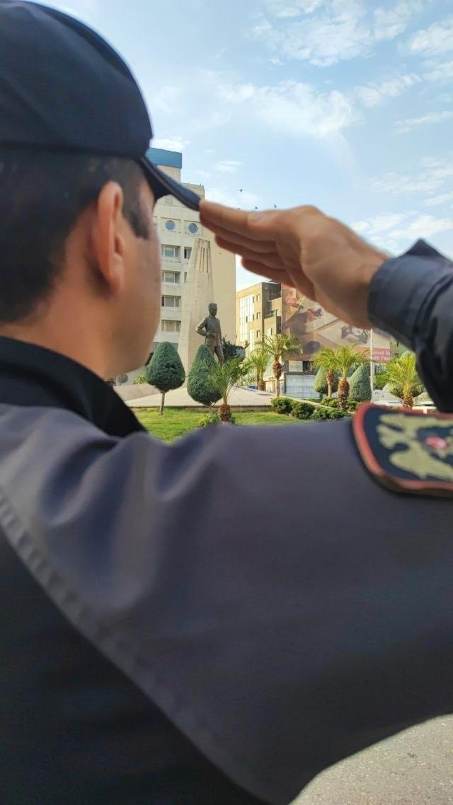 Adana’da saat 9’u 5 geçe hayat durdu 3