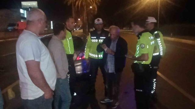 640xauto Antalya’da iki otomobil çarpıştı: 1 yaralı