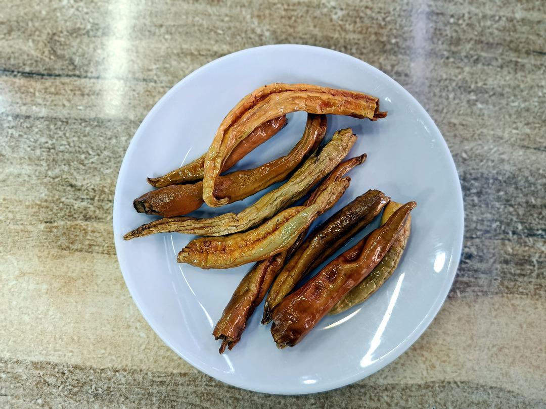 Acı biberi lokumla birleştirdi! Adını &lsquo;D&uuml;nya Hali&rsquo; koydu: "&Ouml;nce tatlandırıyor sonra mutluluk g&ouml;zyaşları geliyor" 8