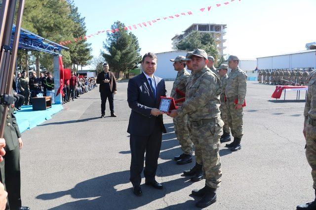 İkisi kadın 102 güvenlik korucusu yemin etti