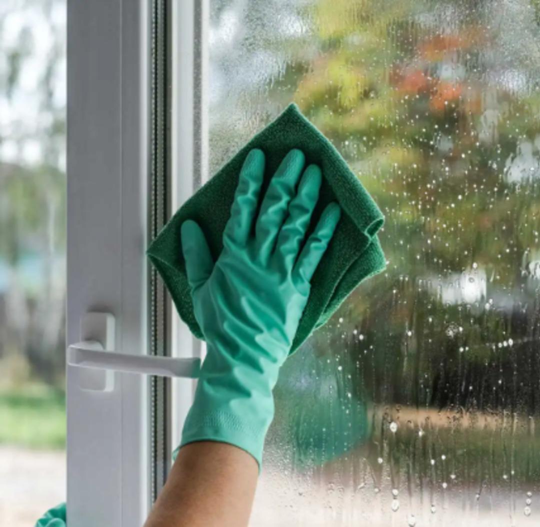 Seda Sayan dan ezber bozan tavsiye! Cam silerken nasıl iz kalmaz? 2