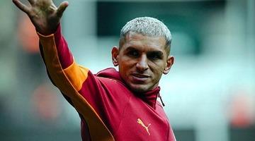 Lucas Torreira'dan Kocaelispor mağlubiyeti sonrası göndermeli paylaşım!