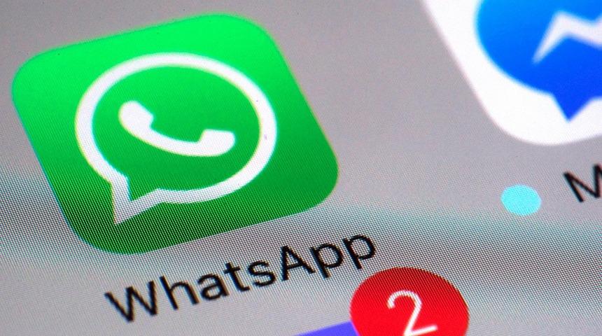 Emojinin pabucu dama! WhatsApp'ta 'çıkartma' devri