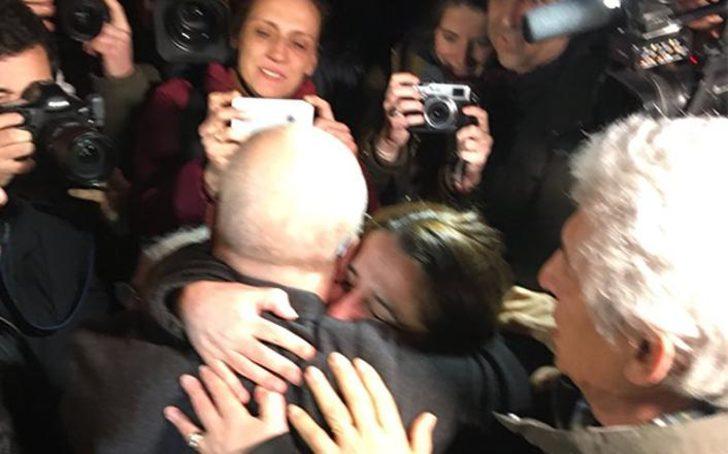 Ahmet Şık'ın eşi Yonca Şık ile buluşma anı objektiflere yansıdı G4