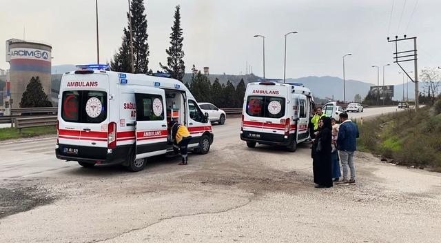 Yolcu minib&uuml;s&uuml; tır dorsesine &ccedil;arptı 1