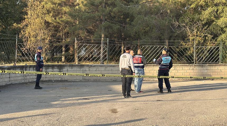 Elazığ'da silahlı ve bıçaklı kavga:  3 kişi yaralandı