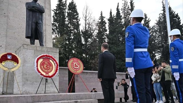Balıkesir, 10 Kasım’da Ata’sını andı