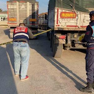 Pancar sırasında silahlı ve bıçaklı kavga: 3 yaralı