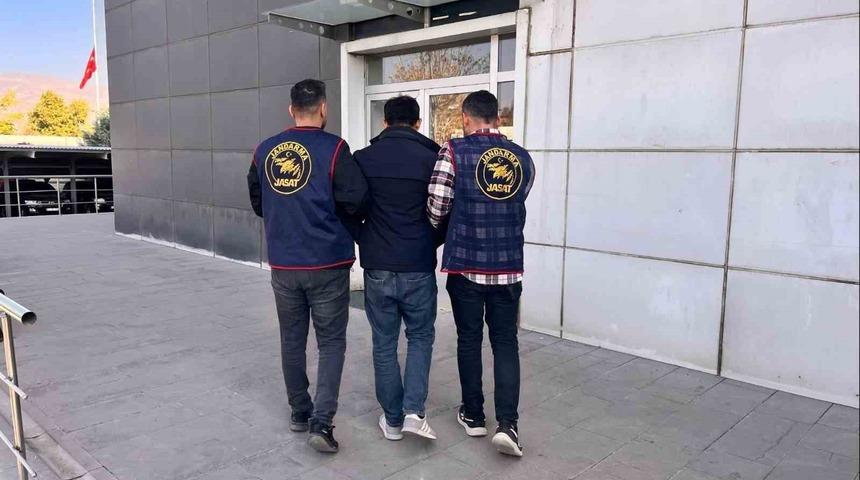 Bingöl’de 9 yıl 10 ay kesinleşmiş hapis cezası bulunan şahıs yakalandı