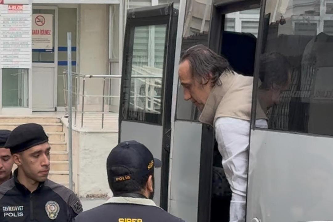 T&uuml;rk futbolunda  temiz eller  operasyonu! Bazı spor yazarları ve Murat &Ouml;zkaya nın medyada kullandığı kişiler de mercek altında 1