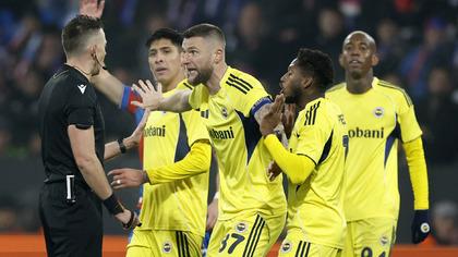 Resmi açıklama geldi!  Fenerbahçe, Viktoria Plzen maçının Hollandalı hakemi için UEFA'ya başvurdu