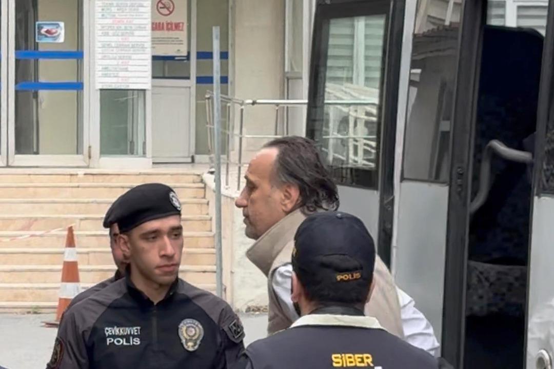 T&uuml;rk futbolunda  temiz eller  operasyonu! Bazı spor yazarları ve Murat &Ouml;zkaya nın medyada kullandığı kişiler de mercek altında 2