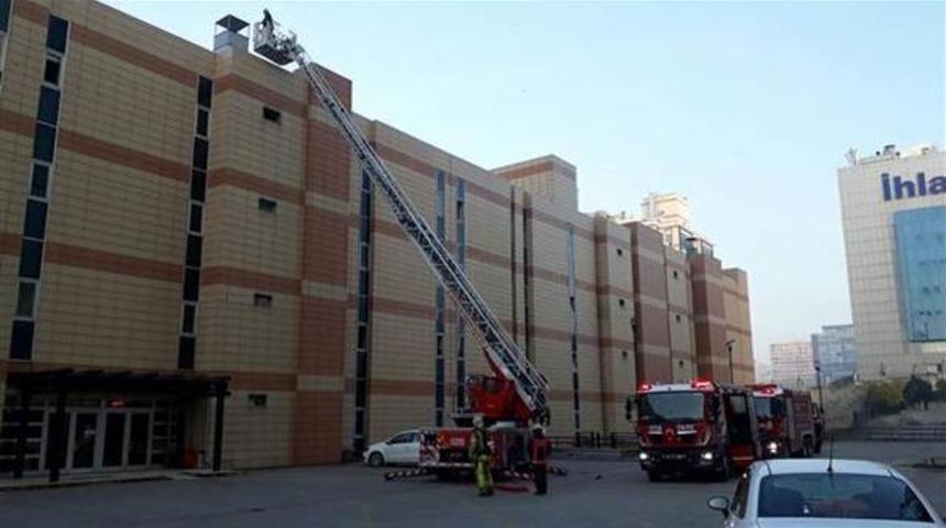 İstanbul'da korkutan yangın! 