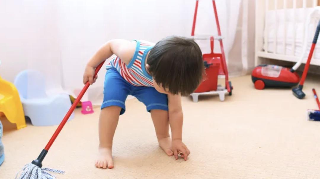 &Ccedil;ocuklara odalarını toplatmak i&ccedil;in denenebilecek 8 yol 5