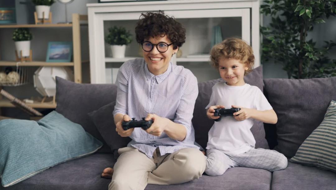 &Ccedil;ocuğunuzla evi &ccedil;ok da dağıtmadan yapabileceğiniz 10 aktivite 10