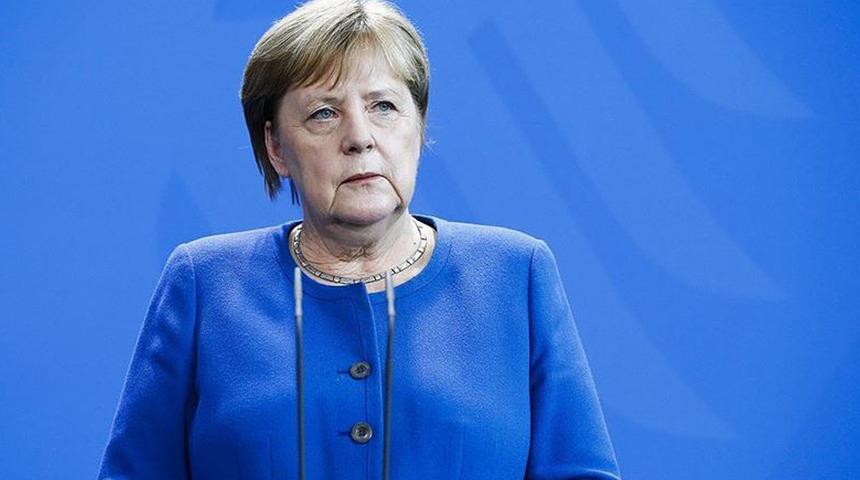 Merkel&rsquo;e İsrail&rsquo;den fahri doktora