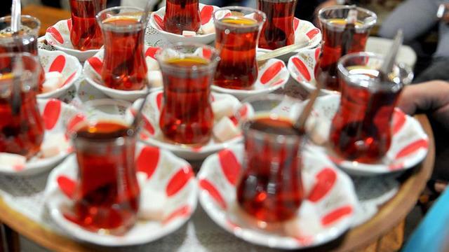 Bakanlık duyurdu: Taklit-tağşiş gıdalar listesine 3 yeni ürün eklendi! 'Siyah çay' detayı dikkat çekti