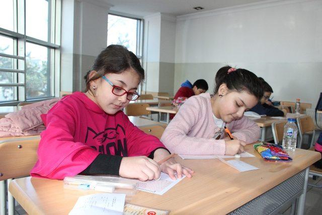 Bahçeşehir Koleji sınavına büyük ilgi