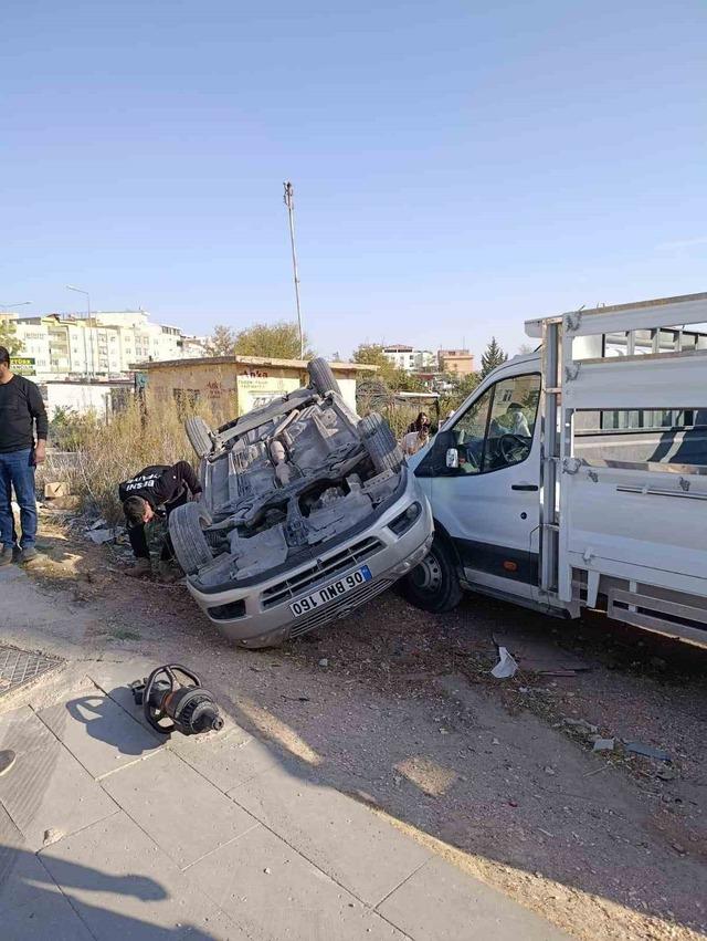 Otomobil takla attı: 1 yaralı 1