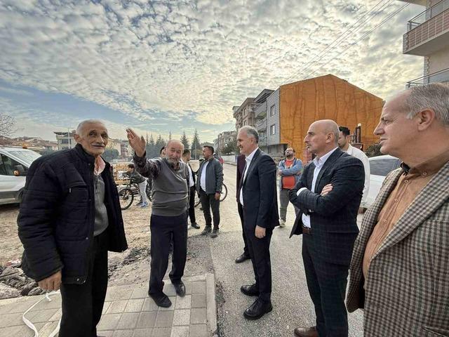 İnegöl Belediyesi’nden 3 bölgede asfalt hamlesi 2