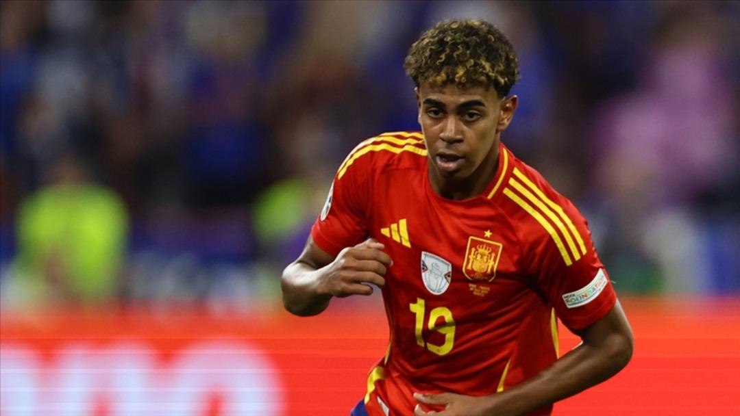 İspanya nın yıldızı Lamine Yamal kadrodan &ccedil;ıkarıldı! T&uuml;rkiye ma&ccedil;ında yok... 1