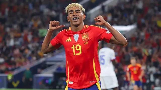 İspanya'nın yıldızı Lamine Yamal kadrodan çıkarıldı! Türkiye maçında yok...