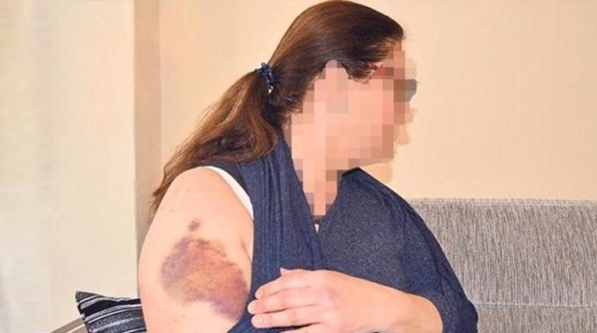 Patronun sevgilisinden maaş dayağı! Çalışanın üzerine çıkıp zıpladı