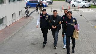 2 milyon TL değerinde altın çaldı... Yakalanınca söyledikleri şoke etti: İyi ettiniz, akşam televizyona çıkar