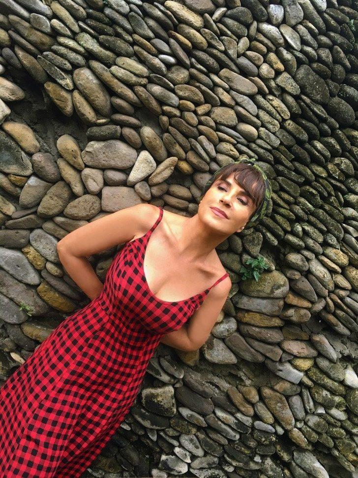 Bali'de Ayşegül Aldinç fırtınası! G1