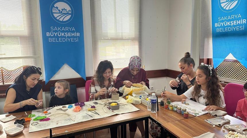 Ara tatil anne-çocuk atölyeleriyle renklendi