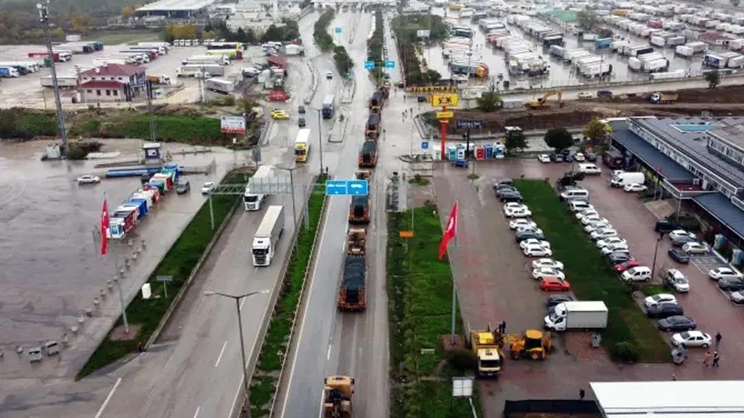 TSK birlikleri, NATO tatbikatı i&ccedil;in Kapıkule den &ccedil;ıkış yaptı 2