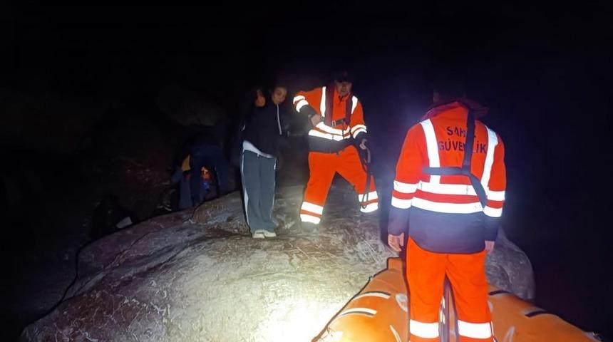 Fethiye&rsquo;de 20&rsquo;si &ccedil;ocuk 40 d&uuml;zensiz g&ouml;&ccedil;men yakalandı