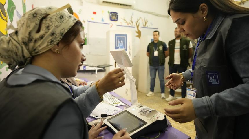 Irak’ta genel seçime katılım oranı yüzde 55'i geçti