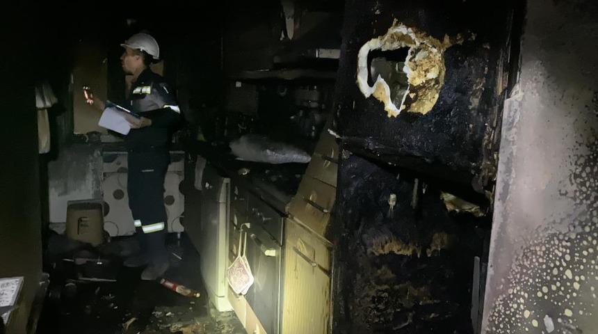 Aynı apartmanda 5. kez yangın &ccedil;ıktı