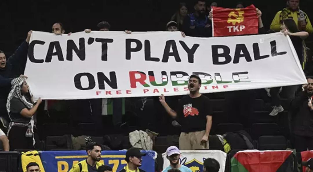 Neye uğradıklarını şaşırdılar! Fenerbah&ccedil;e Beko EuroLeague de İsrail ekibini dağıttı 2