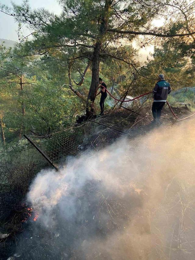 Dörtyol’da ormanlık yangını 1