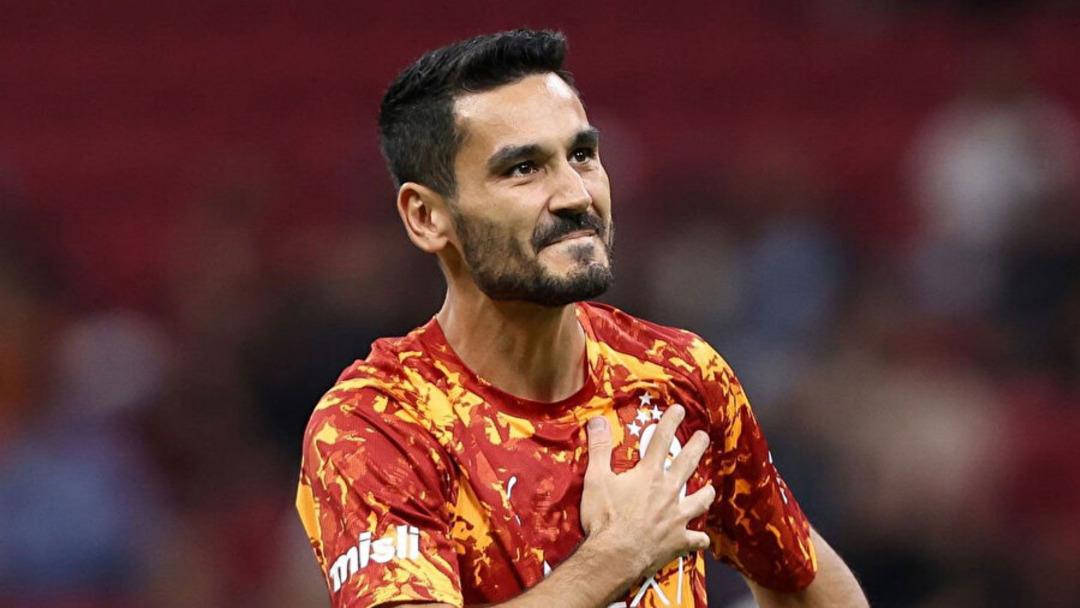 Neredeyse 1 aydır sahalardan uzak kalmıştı! Galatasaray a İlkay G&uuml;ndoğan dan m&uuml;jde! İşte d&ouml;n&uuml;ş tarihi... 2