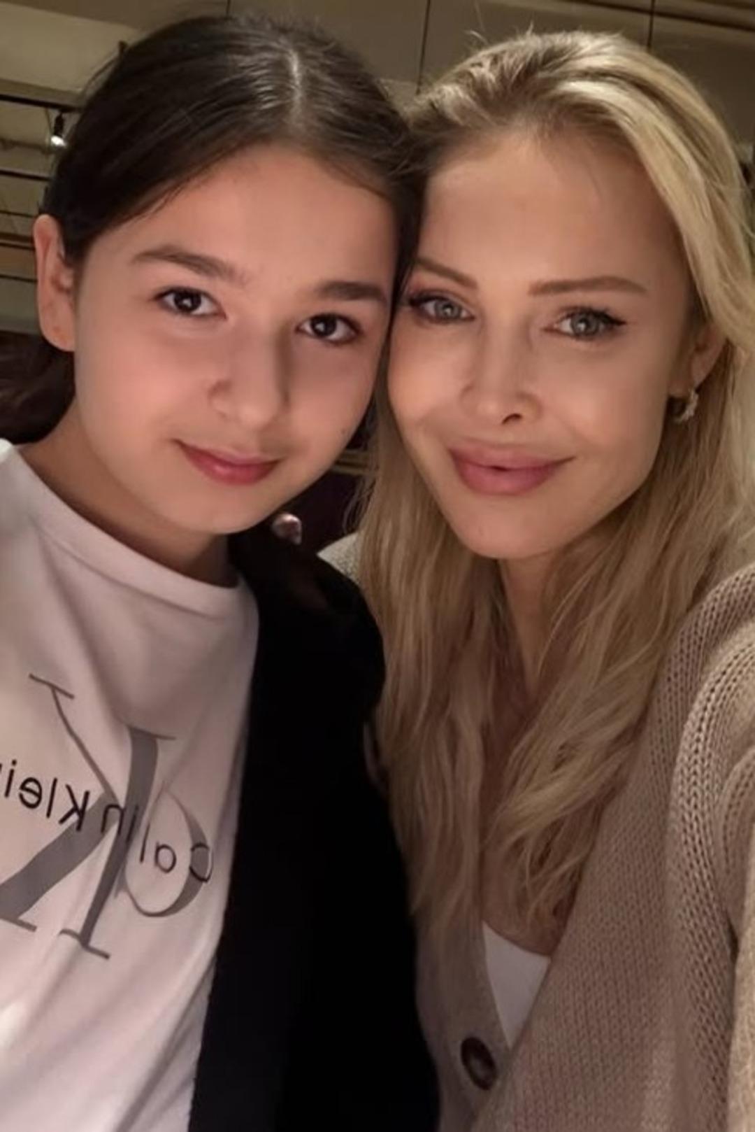 İbrahim Tatlıses in minik kızı Elif Ada voleybol takımında! Son pozlarına yorum yağdı  1